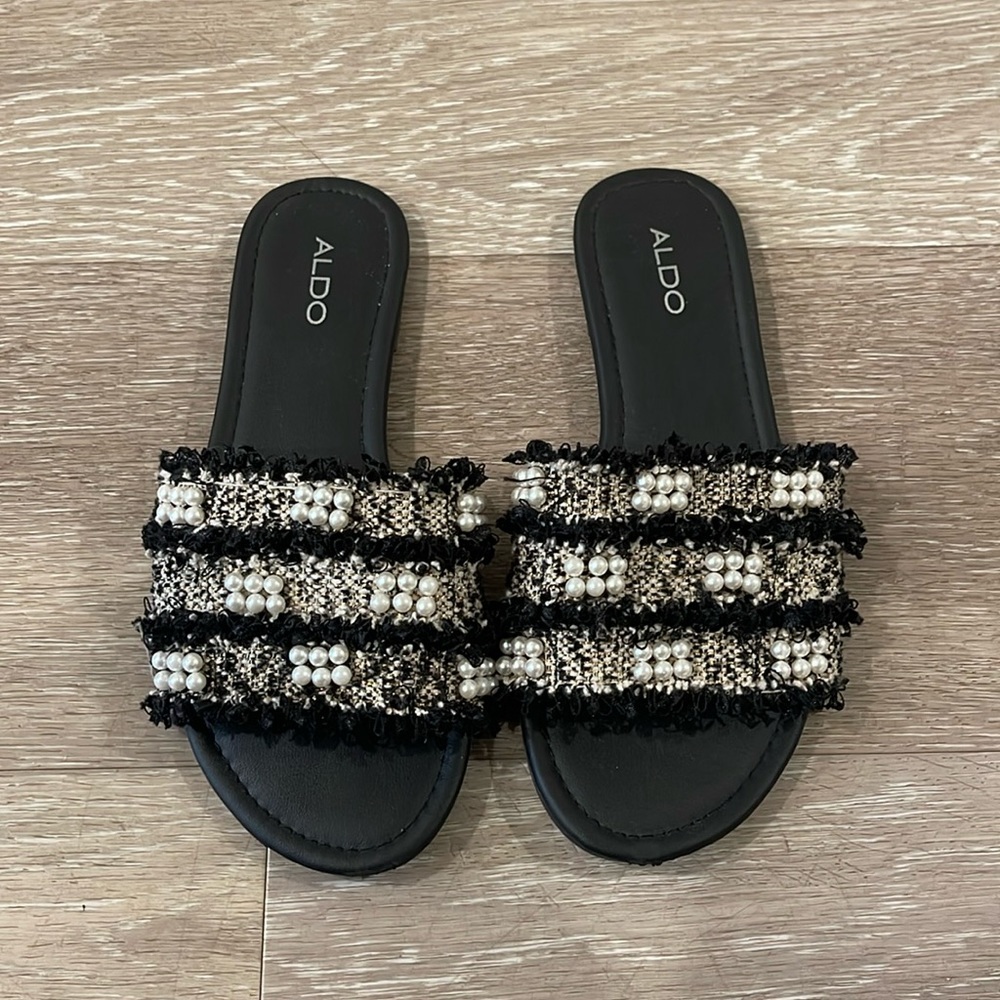 Pearl & Tweed Slide Sandals